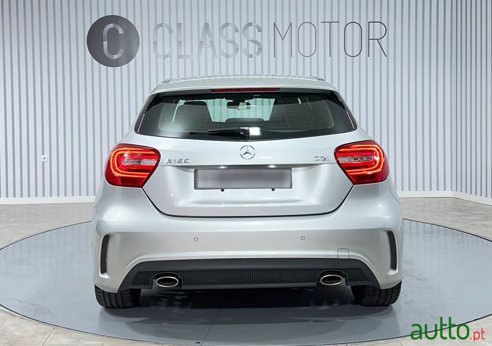 2015' Mercedes-Benz Classe A photo #6