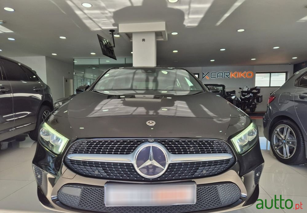 2020' Mercedes-Benz Classe A photo #3