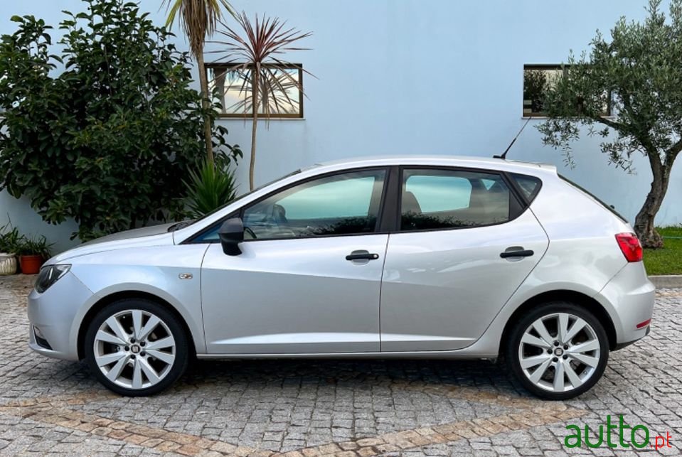 2016' SEAT Ibiza photo #4