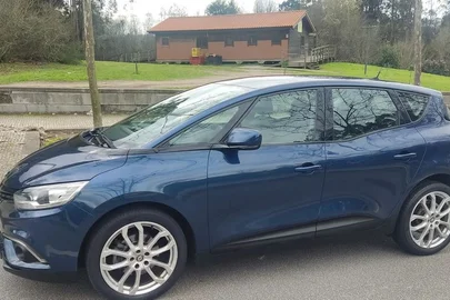 2017' Renault Scenic