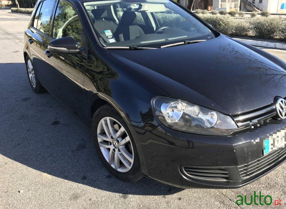2009' Volkswagen Golf 2.0 Tdi Trendline photo #1