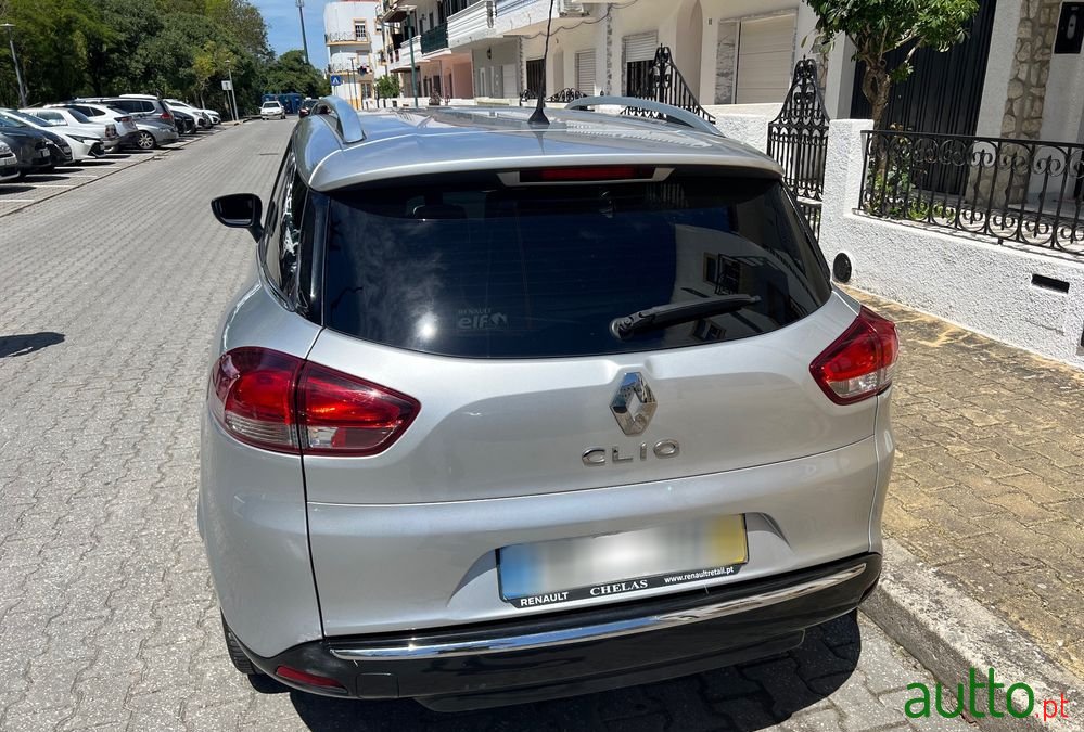 2019' Renault Clio photo #4