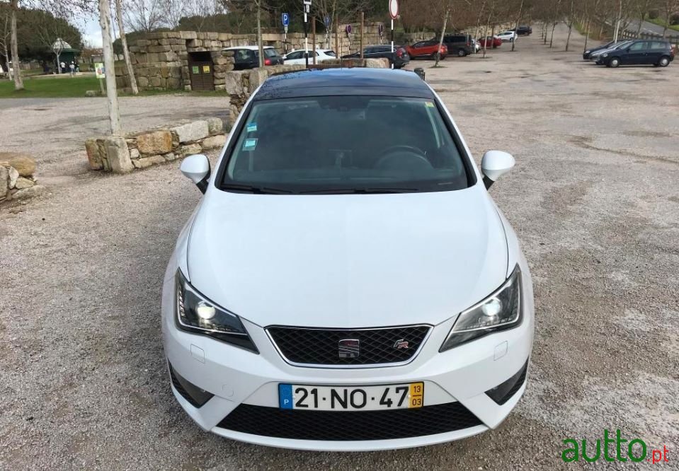 2013' SEAT Ibiza St photo #2