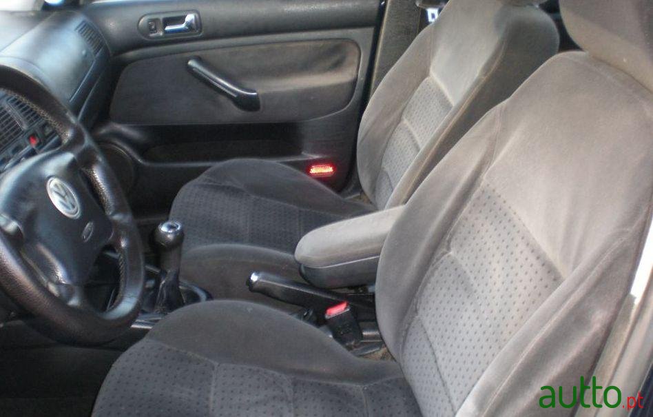 2000' Volkswagen Golf 1.9 Tdi photo #2