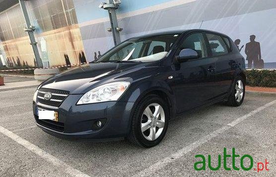 2008' Kia Ceed Ex 1.6 Crdi 5P photo #2