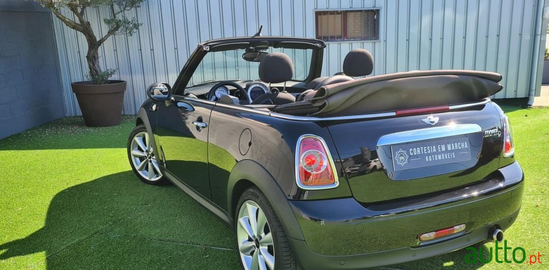 2013' MINI Cabrio D photo #4