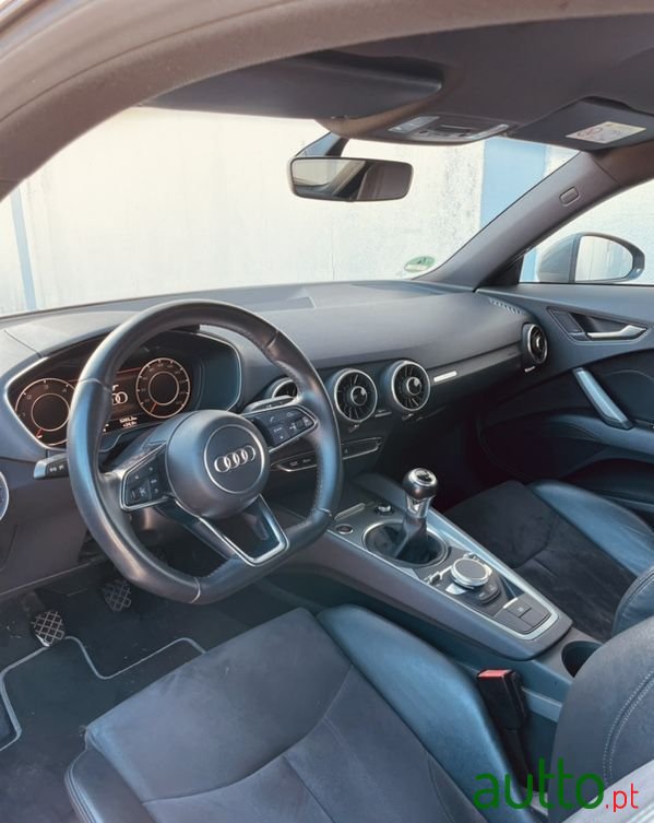 2015' Audi TT 2.0 Tdi S-Line photo #6