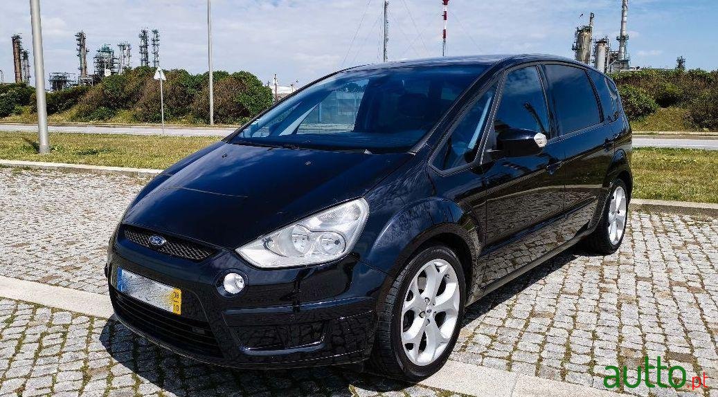 2008' Ford S-Max photo #2