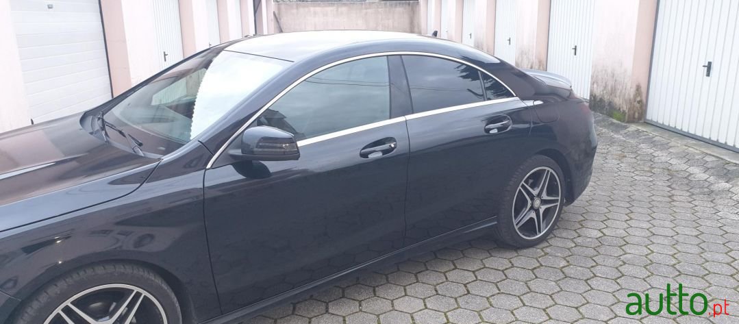 2013' Mercedes-Benz Cla-220 photo #5