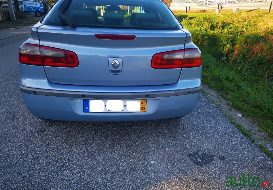 2003' Renault Laguna photo #5