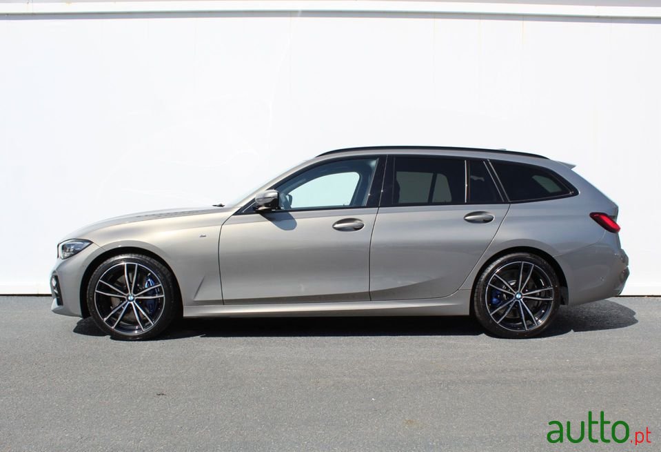 2021' BMW 320 photo #3