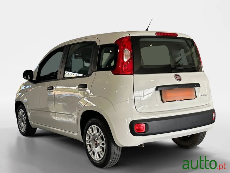 2022' Fiat Panda photo #2