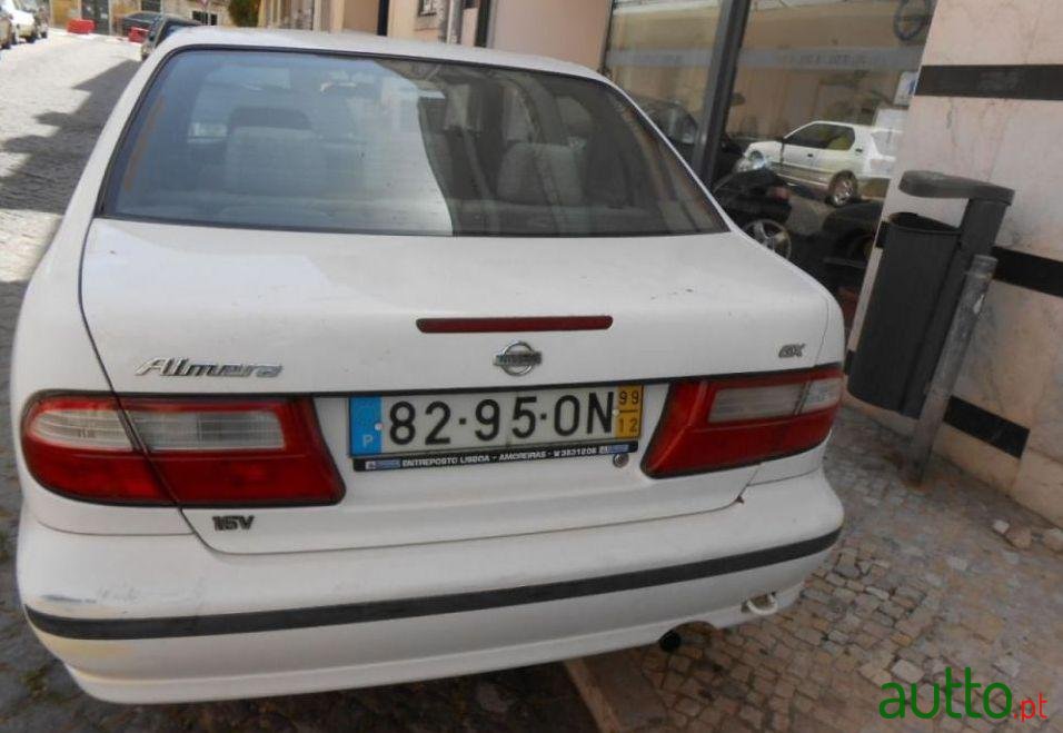 1999' Nissan Almera photo #1