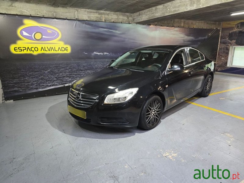 2012' Opel Insignia photo #1