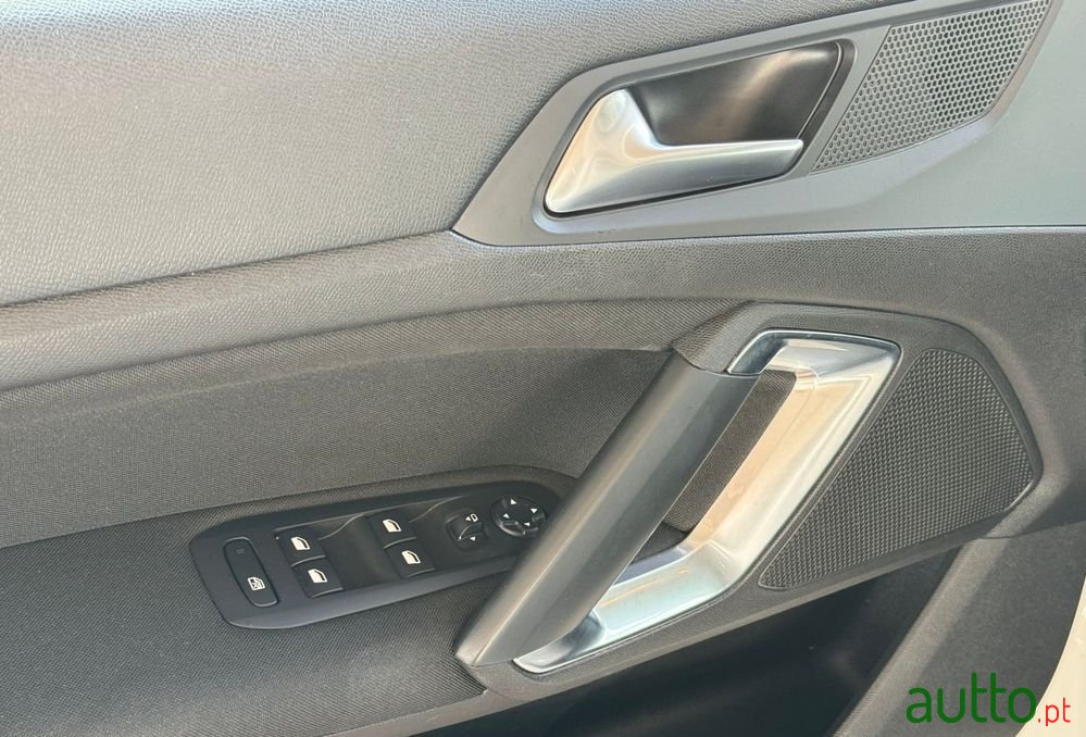 2020' Peugeot 308 Sw photo #5