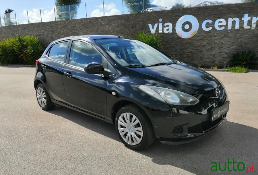 2009' Mazda 2 Exclusive photo #1