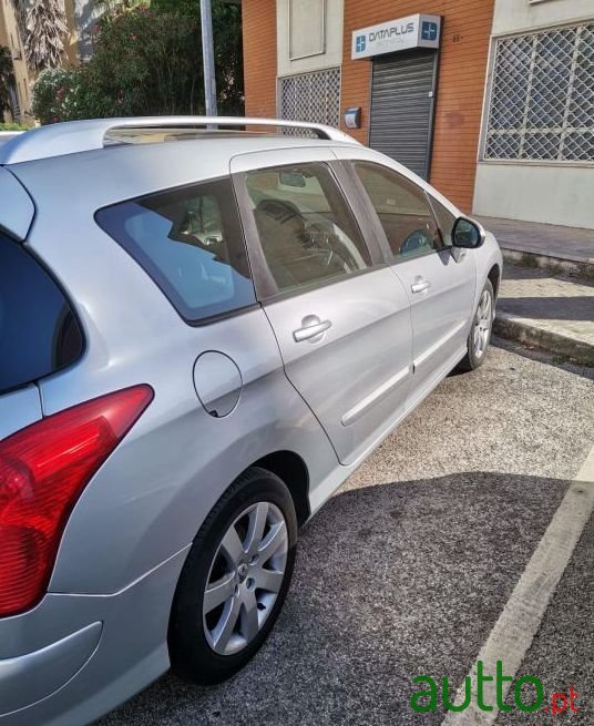 2008' Peugeot 308 Carrinha photo #4
