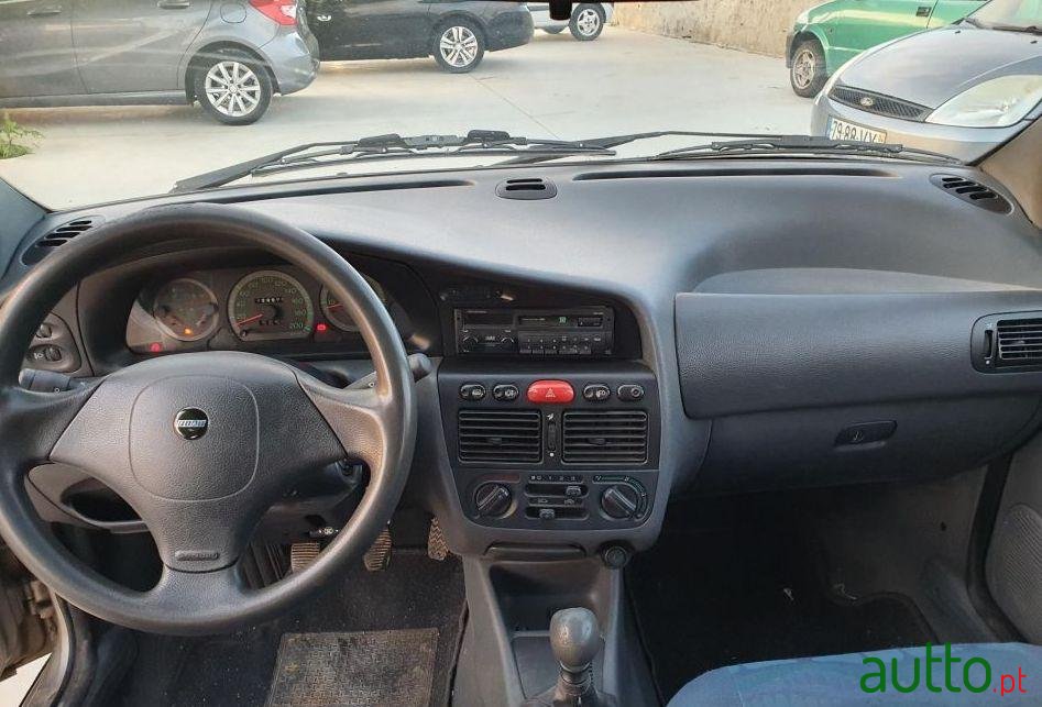 1998' Fiat Palio Weekend 1.7 Td photo #4