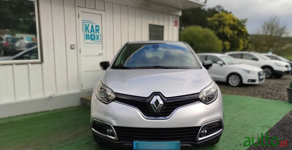 2015' Renault Captur 1.5 Dci Exclusive photo #3
