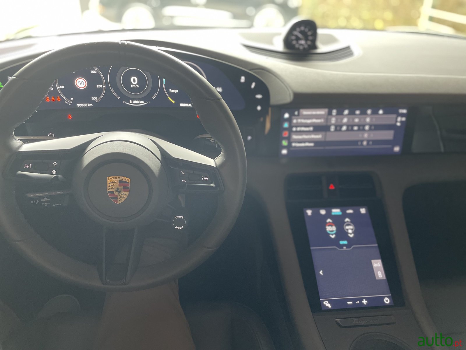 2021' Porsche Taycan 4s photo #7