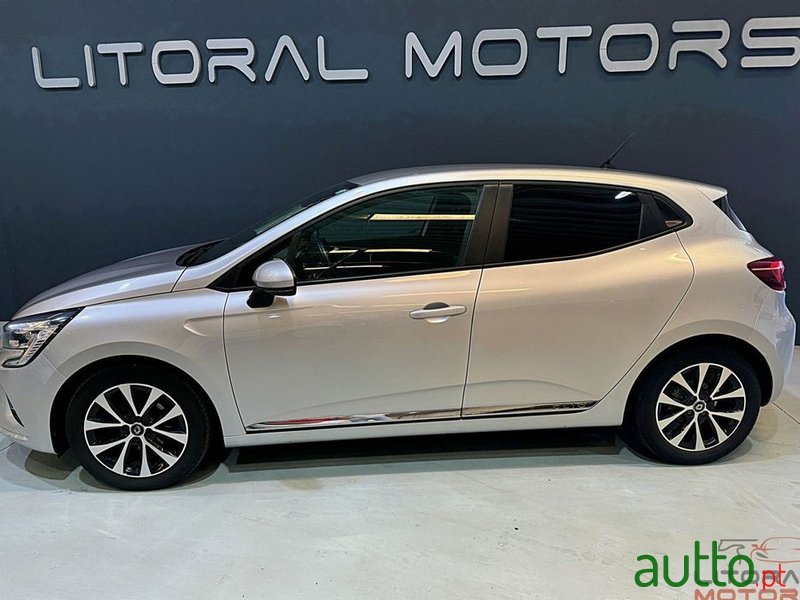 2020' Renault Clio photo #5