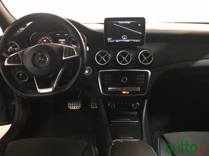 2018' Mercedes-Benz Gla-180 photo #5