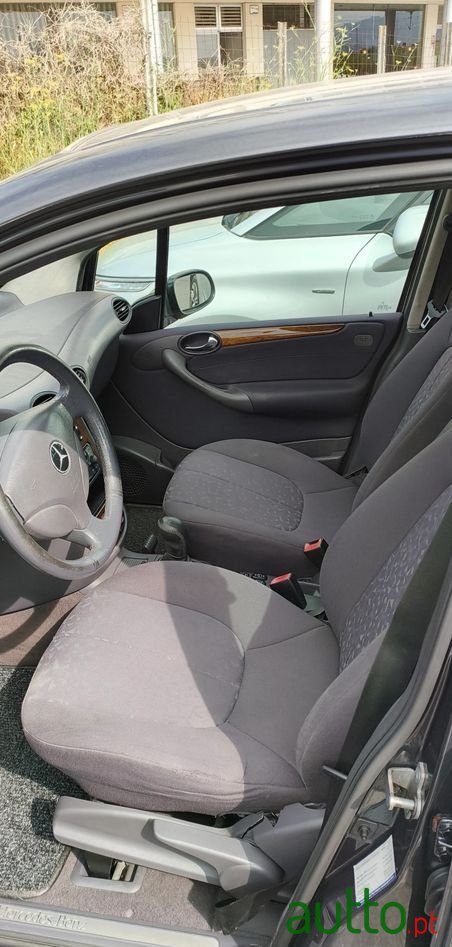 2003' Mercedes-Benz Classe A Classic photo #6