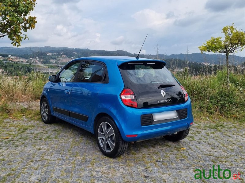 2015' Renault Twingo photo #3