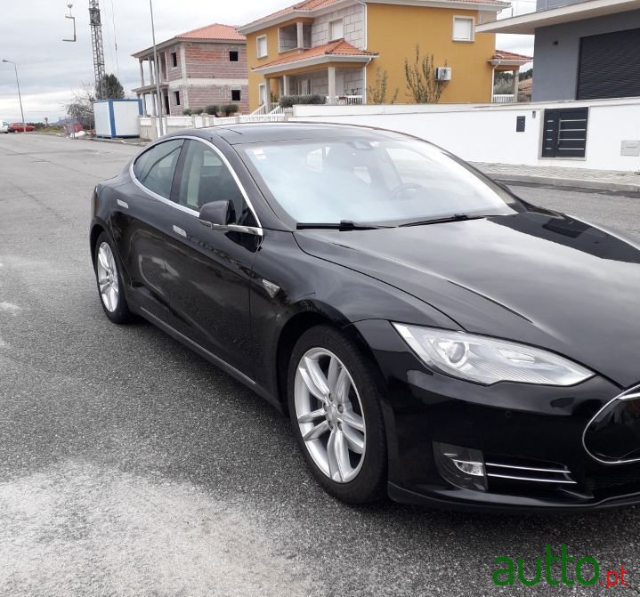 2014' Tesla Model S photo #5