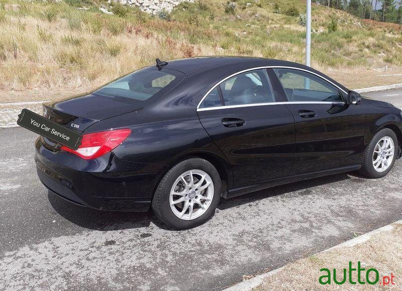 2015' Mercedes-Benz Cla-180 Cdi photo #1