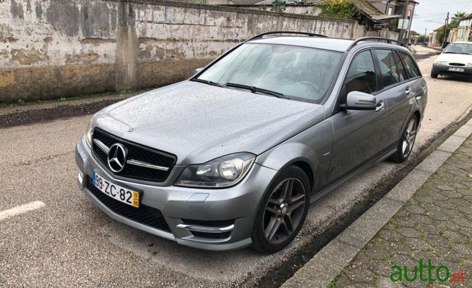 2012' Mercedes-Benz C-220 Amg photo #2
