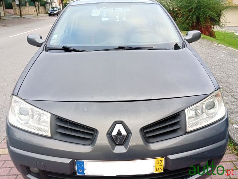 2007' Renault Megane Break photo #2