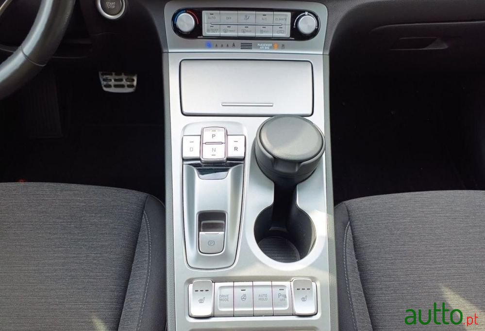 2021' Hyundai Kauai Ev 39Kwh Premium photo #5