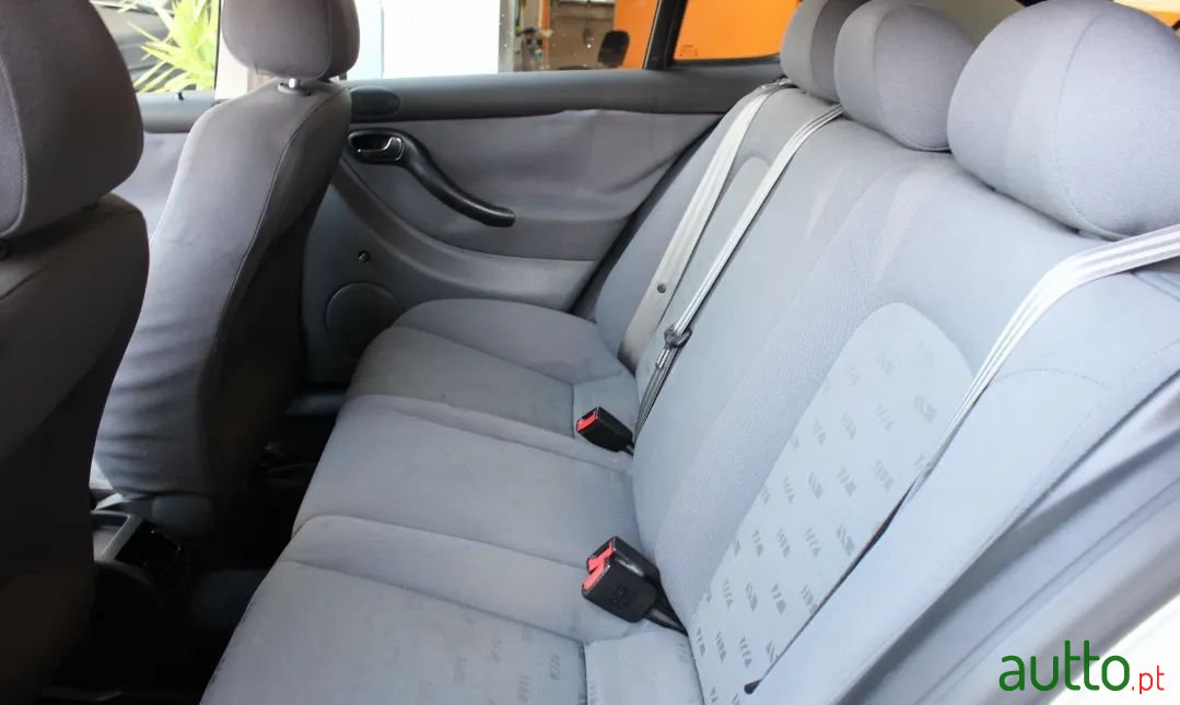 2000' SEAT Leon photo #5