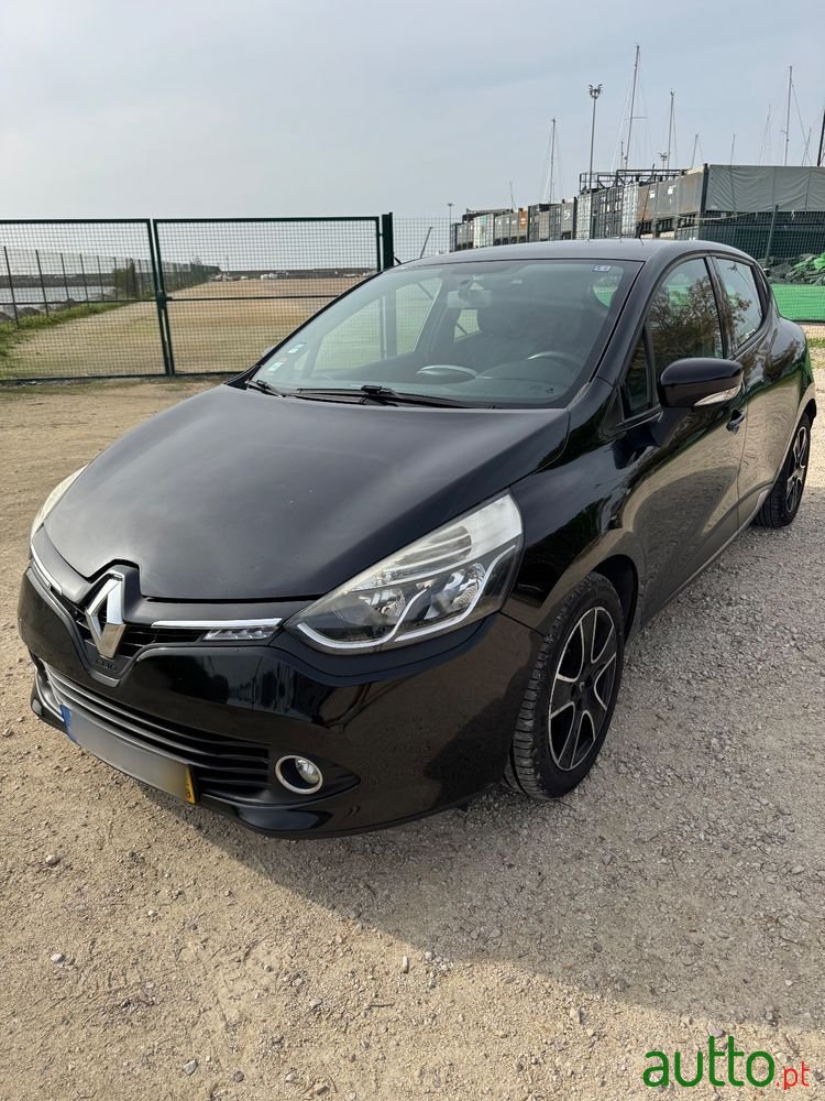 2014' Renault Clio 1.5 Dci Confort photo #1