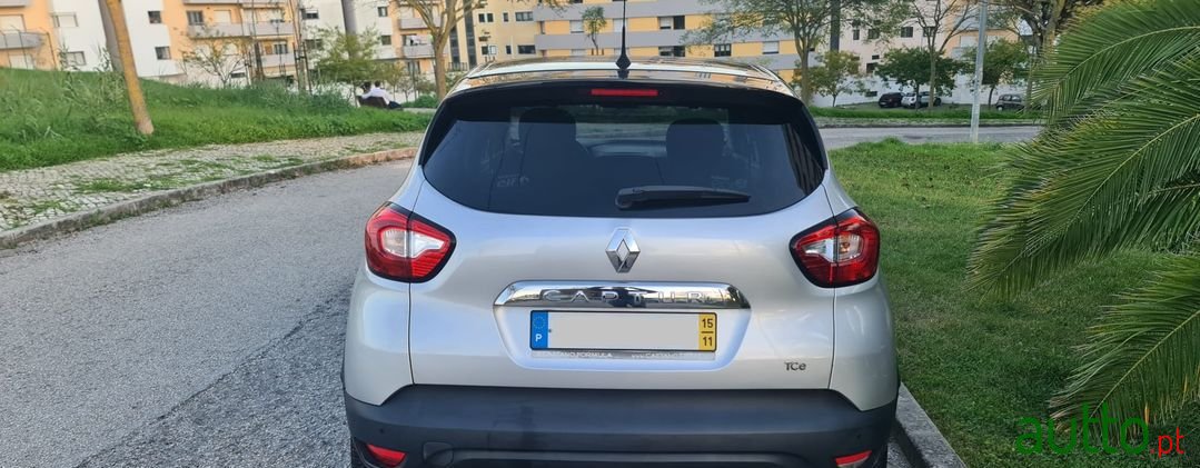 2015' Renault Captur photo #4