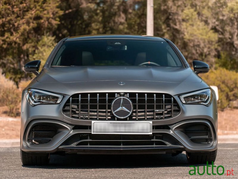 2020' Mercedes-Benz Cla-45-Amg photo #4