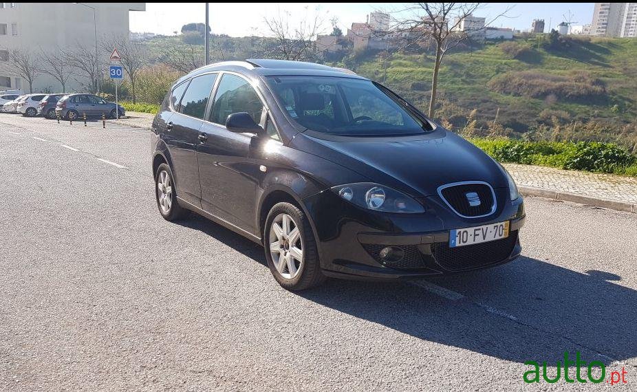 2008' SEAT Altea Xl 1.9 Tdi Stylance photo #2