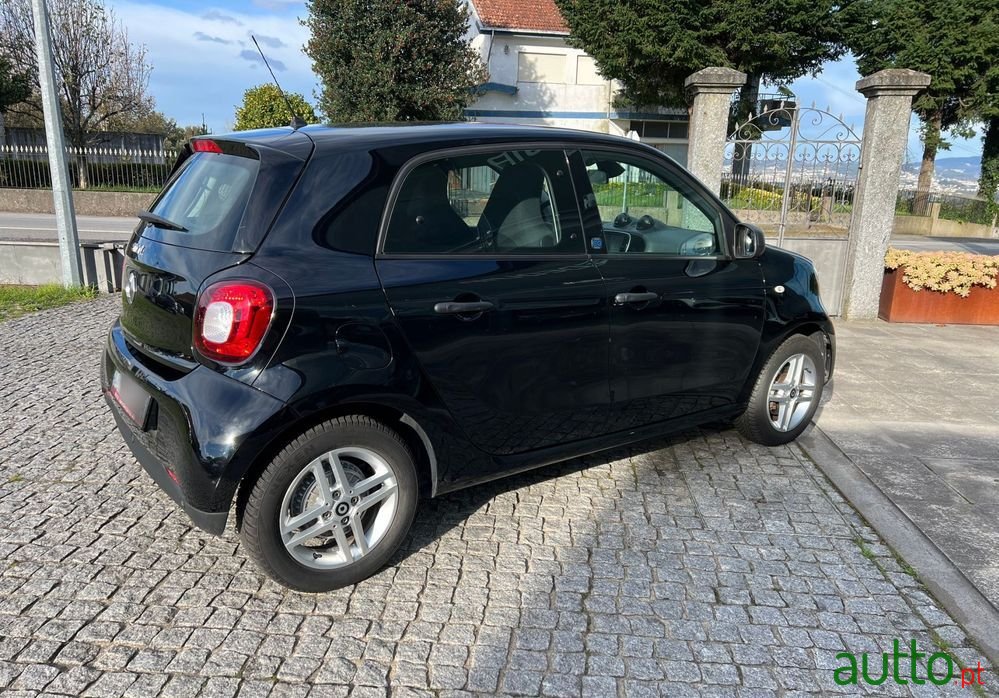 2022' Smart Forfour Eq Passion photo #5