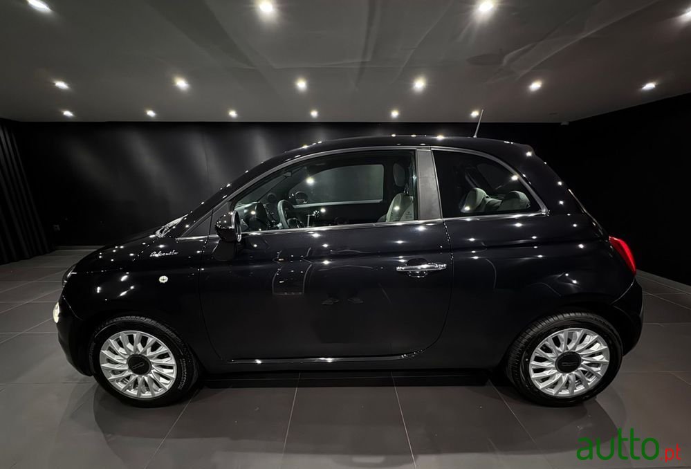 2021' Fiat 500 photo #4