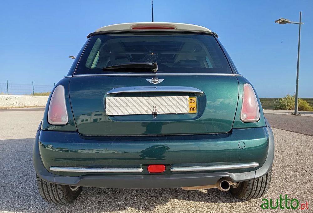 2005' MINI Coupé photo #5