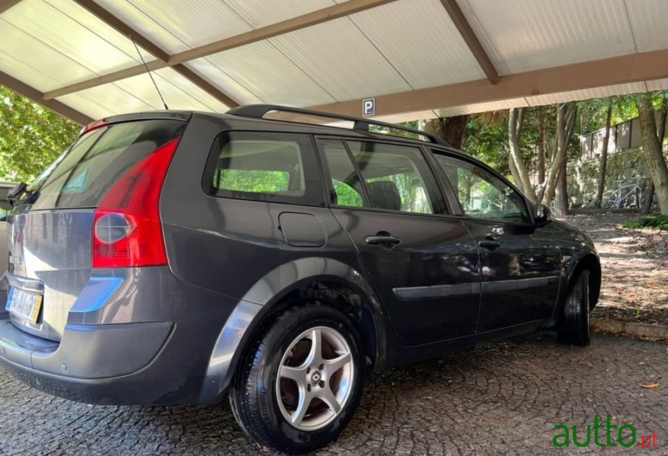 2005' Renault Megane Break photo #5