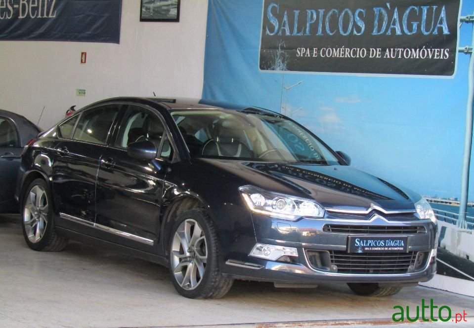 2011' Citroen C5 photo #1