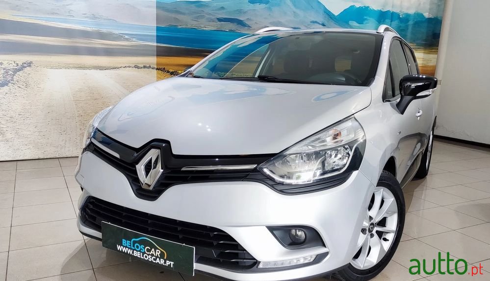 2017' Renault Clio Sport Tourer photo #4