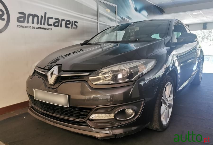 2014' Renault Mégane Coupe photo #2
