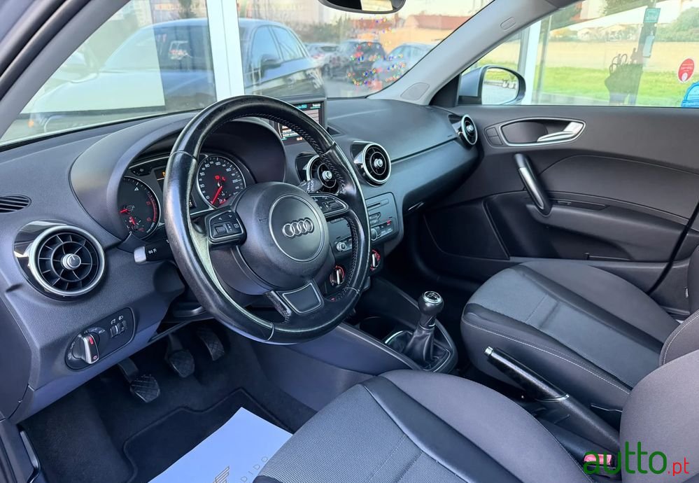 2014' Audi A1 Sportback photo #5