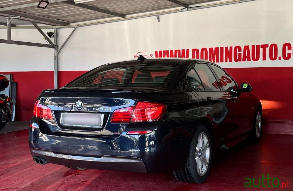 2015' BMW Série 5 D Pack M Auto photo #6