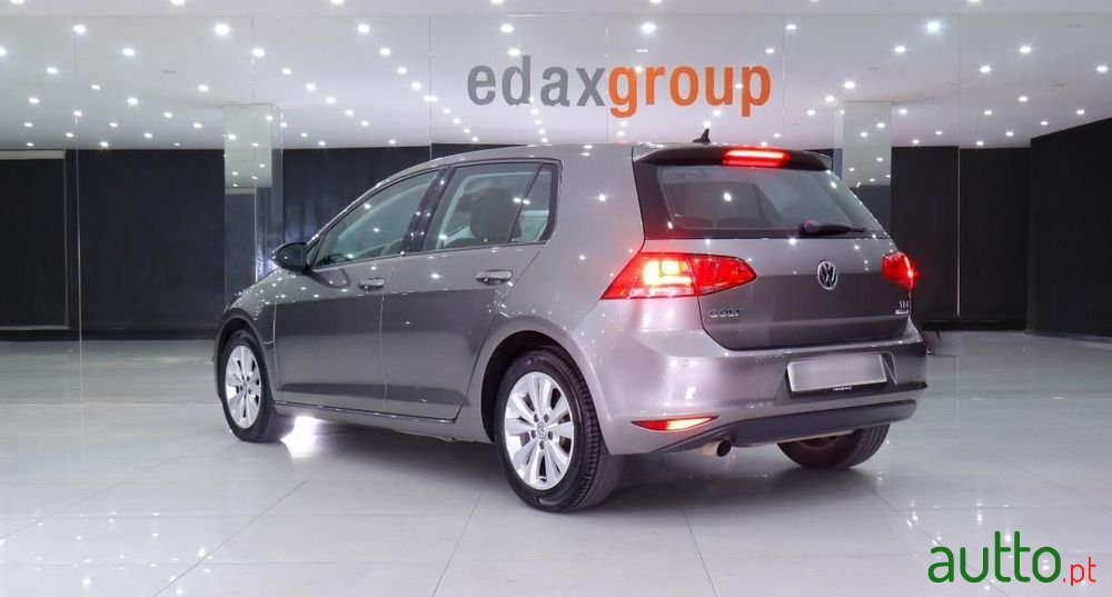 2016' Volkswagen Golf photo #4