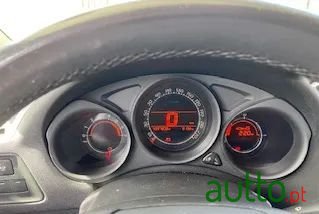 2010' Citroen C4 photo #2