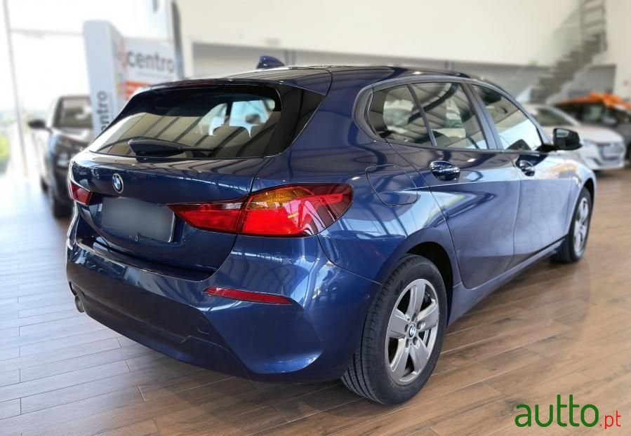 2020' BMW 118 photo #4